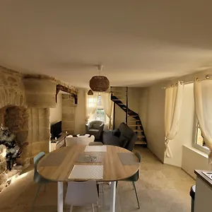  Hébergement de vacances Maisonette